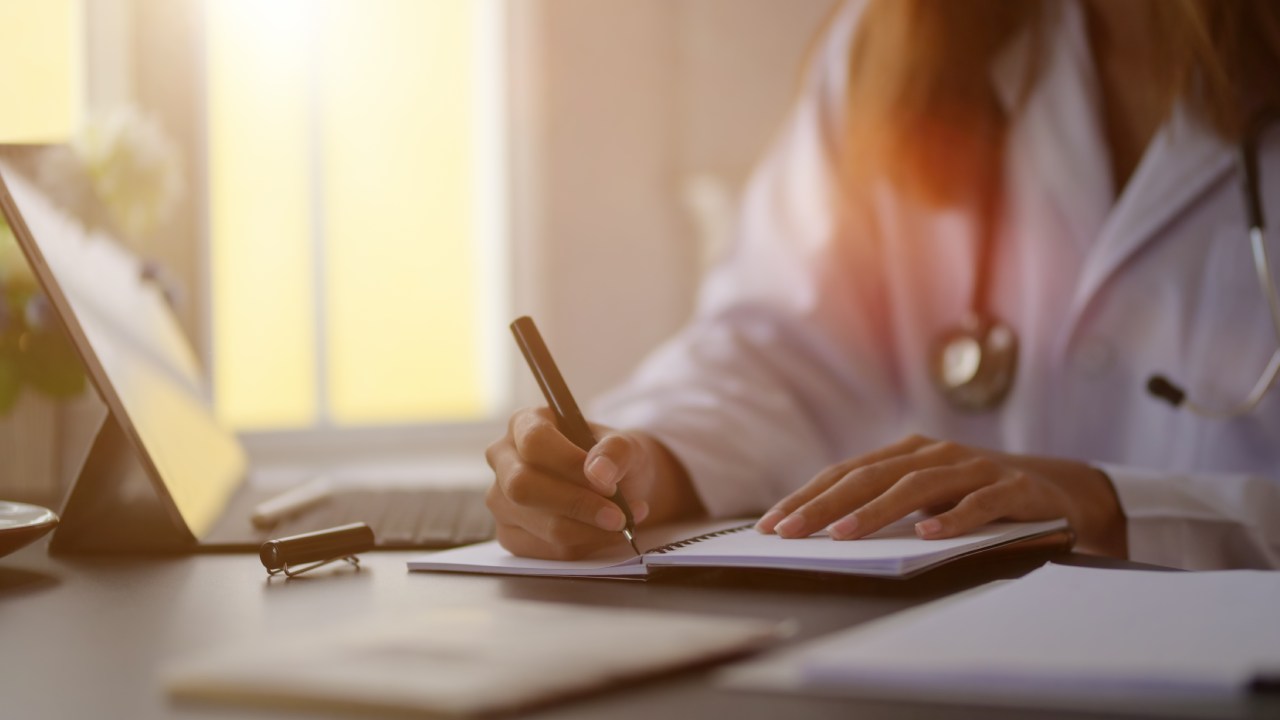 Redução de carência quando é possível e como aproveitar promoções - Amil Assistência Médica